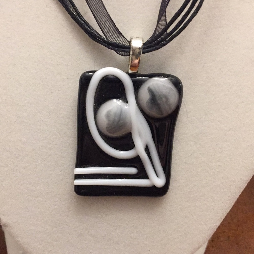 Pendant necklace made in USA black/white glass